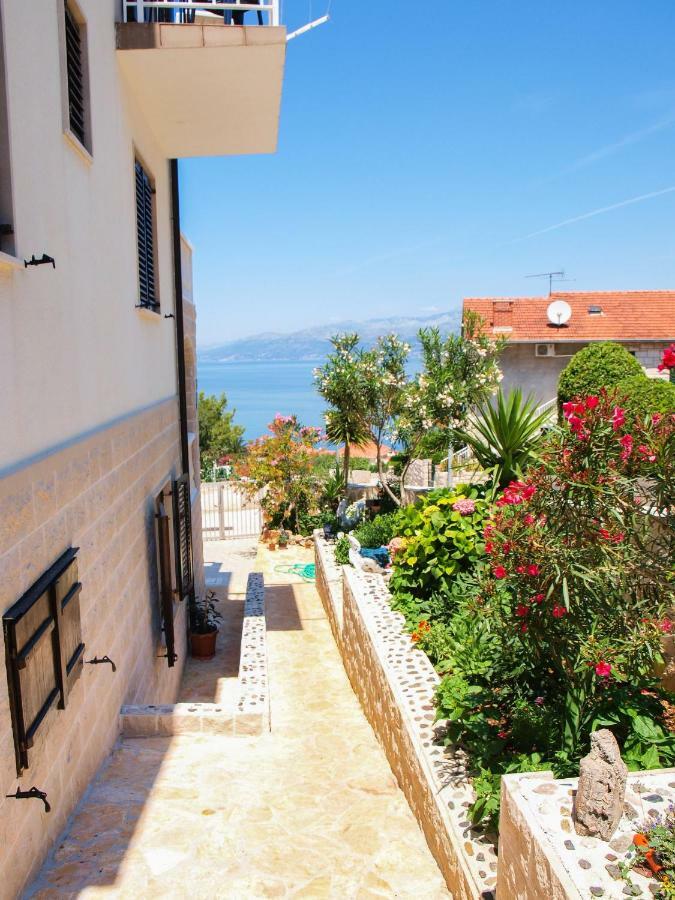 Apartments Vukovic Postira Dış mekan fotoğraf