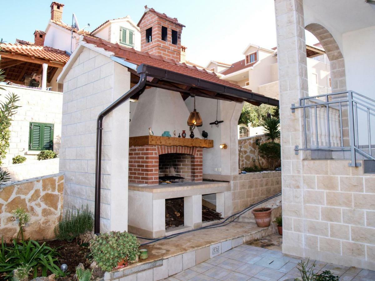 Apartments Vukovic Postira Dış mekan fotoğraf
