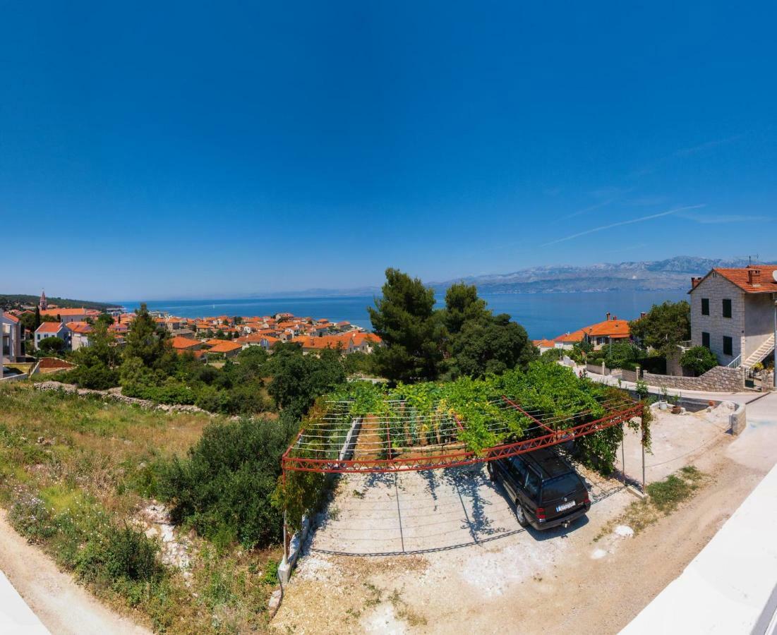 Apartments Vukovic Postira Dış mekan fotoğraf